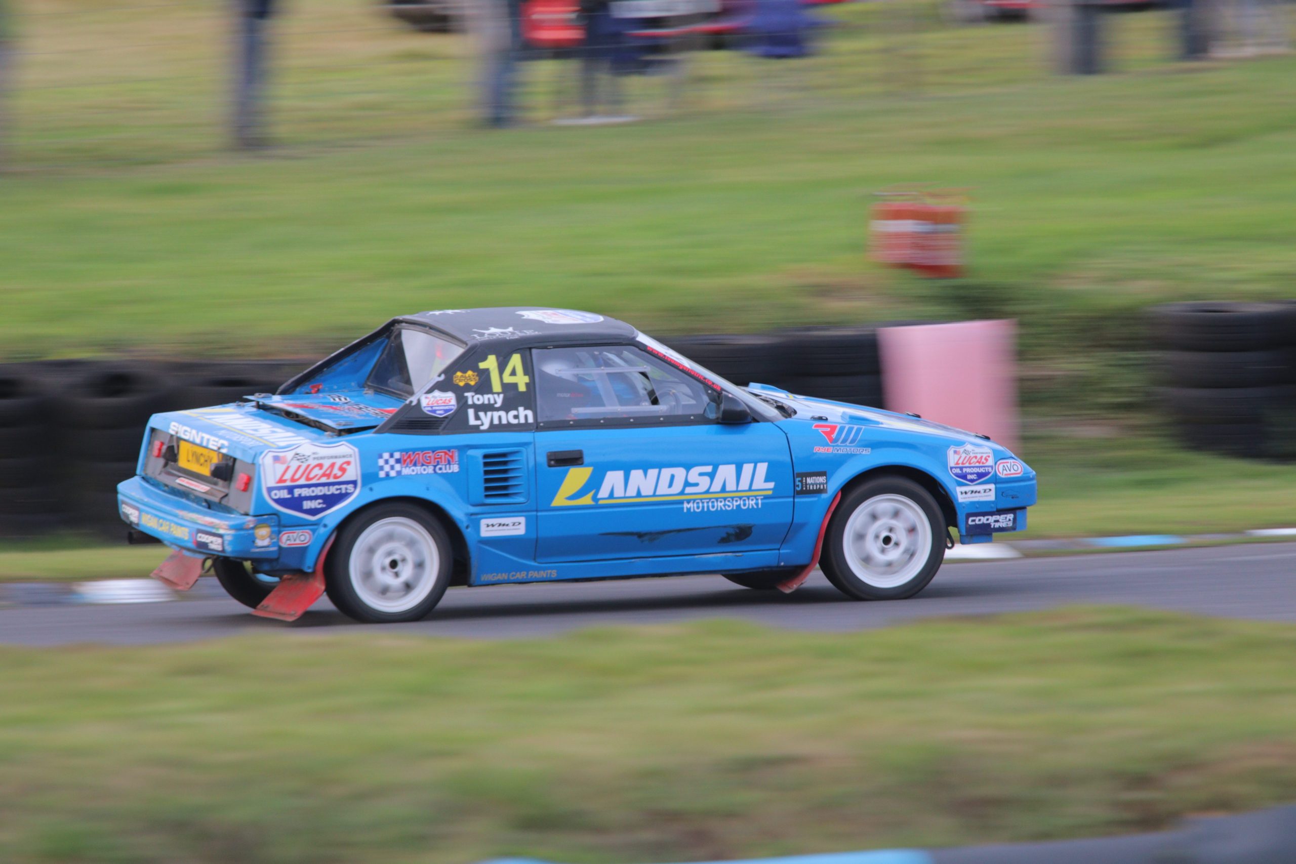 Landsail Team Geriatric goes close in Lydden Hill finale